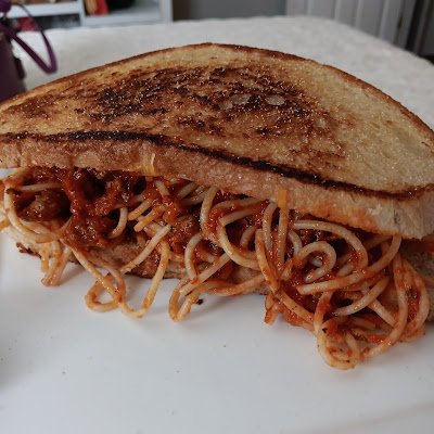 eatinfooodz's profile picture. 