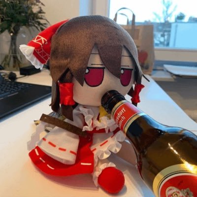 Touhou Fan | Bisexual | Autistic | Professional Goober | I RETWEET A LOT |