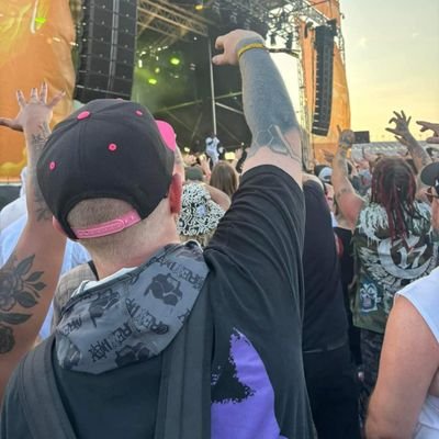 Bigstickswangin's profile picture. Autism Dad and Autism Brother 💙 
#mybrotherskeeper
#Catsby90 #BBN #ScrubySquad #Husband @_awhit94 🖤💙