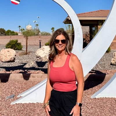 Op Mgr, Wife, Mom, ❤️Arkansas Razorbacks,🏐🥎Mom of Marion Patriots, °O° Disney, Sports Photography, ⛰Travel Photography