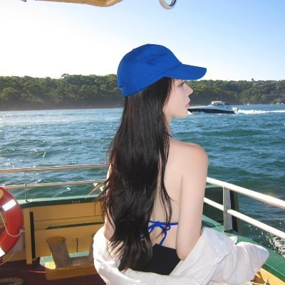 A good new day will come for you only if you are not afraid to succed, I'm not a girl I am Woman