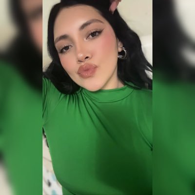 jaesierr's profile picture. Psicóloga Clinica Ψ ●✨ Hincha de LDU 🇦🇹 mamá de Amelia 👧🏻❣️