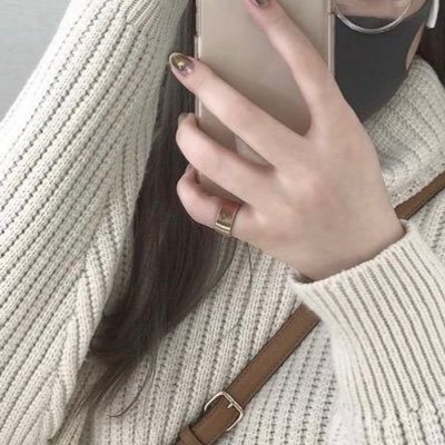 Rena886539's profile picture. 