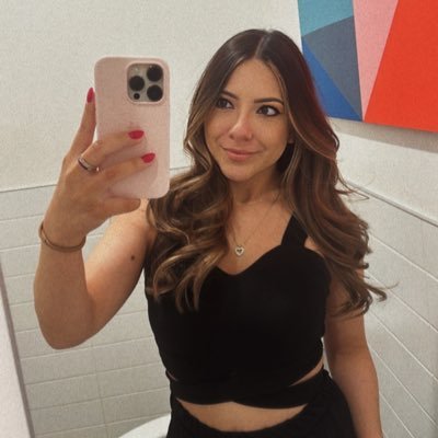 Brendaromero83's profile picture. 