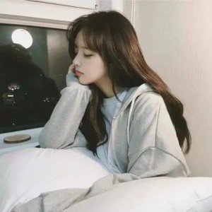 LingMegumi17337's profile picture. 友達になりますか。私に注目してもいいですか。