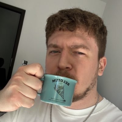 KrajKrajewski's profile picture. Za dnia zabezpieczam IT, w nocy jestem geekiem. Kiedyś pisałem na portalach o gierkach i tech, teraz spamuję na Twitterku. Opinie tylko prywatne.