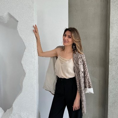 🚀 Tetiana Ulyanova | AI Innovator | Creating inspiring creative content. I love books and personal growth every day. 👩