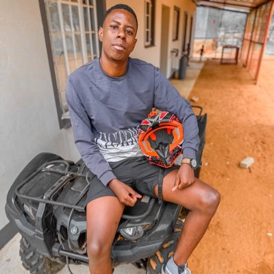 _its_j_a_m_i_l's profile picture. creative photography photo editor #photography Instagram https://t.co/DvIUB4vNA5 fotografia é quem eu sou #volleyballplayer