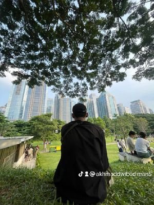 Akhmaddwibudim4's profile picture. sang puitis