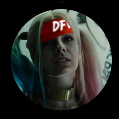 No_tit_britt's profile picture. 