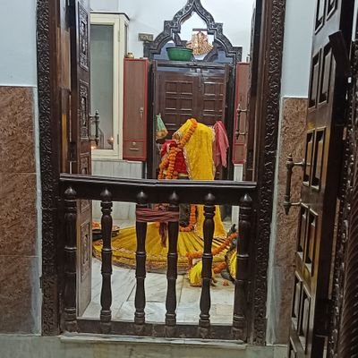 G3903Priyanka's profile picture. शिक्षा हमें जीवन में स्थिरता और निर्णय लेने की क्षमता प्रदान करती है।- मार्क ट्वेन