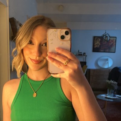 ToriSchubert1's profile picture. 