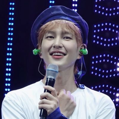 naminanu_'s profile picture. Painfully human |💎SHINee |🌱NCT127🌱NCT Dream🌱WayV | 🌈キスマイ☆嵐☆ |🍑Bottom biased |🎙Seiyuu enthusiast | Otaku at times | Complaining ❤️