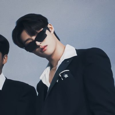 ❝8 ᴍᴀᴋᴇs 1 ᴛᴇᴀᴍ❞ simp for #민기 #홍중 #에이티즈 | she/her - 06z | isfj | ATEEZ 25/8 | anime nyempil dikit | jowo pride.