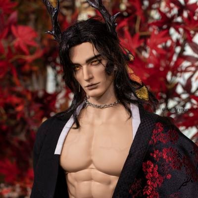 Howl_moment's profile picture. 성인.한교련. 봄이 녹은 그 아래.