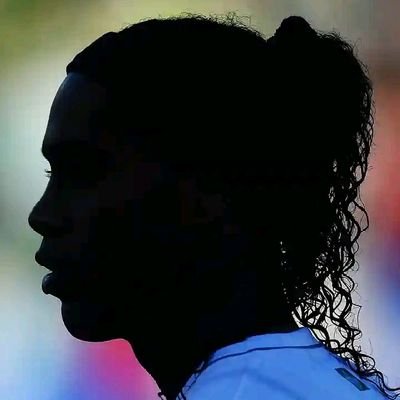 Emmyaceok's profile picture. Here we go, Top football fan,⚽,@Ronaldinho10 and @colepalmer top fan@CFC
 💙