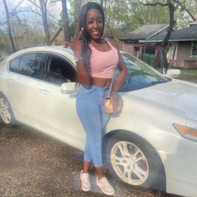 1getting money a$$ bitch 🤑 Malaysia’s Mommy 💞👩👧 4zzy💋 My struggle made me hustle 💰