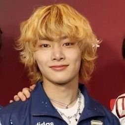 {RP} Stray Kids maknae on top I.N aka 아기 빵🍞{eng only} gmt-5{part of LoST child}