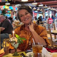 Lisa Wills (@slliwl) 's Twitter Profile
