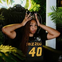 Tionna Herron (@treevibess) 's Twitter Profile