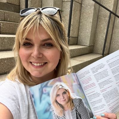#MicrosoftMVP / M365 / Teams / governance, sassy and smart, goofy and geeky / always curious, always sparkly ✨👩🏼💻✈️ CMO @Brandplane_