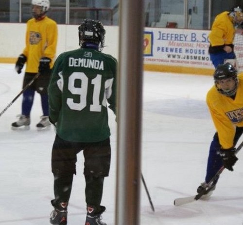 DeMunda91's profile picture. Living the dream as a hockey player