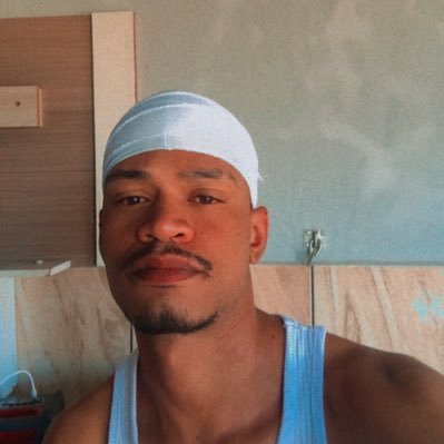 stoneconka's profile picture. Oi