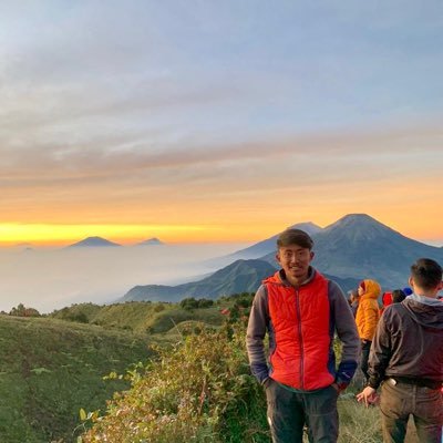 gilanxfadillah's profile picture. bismillah for everything🍂