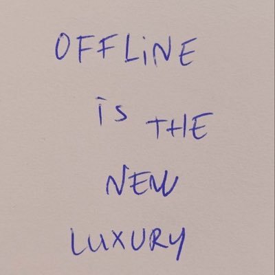 Alan_Wald's profile picture. Uruguayo, judío, sionista, bolsilludo, cafeinómano, amante de la luz solar y la zanahoria cortada con mandolina. Bukowsky y Vonnegut. Tintín y Asteríx.