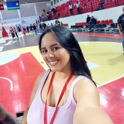 Lic en Comunicación Social
• Periodista Deportiva • Amante a los deportes pero respirando ⚽ 24/7 • Paodeportess en Ig