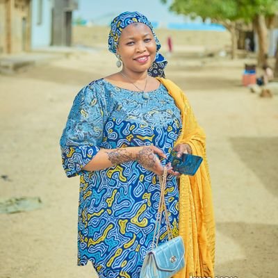 Am Amina a driven stdnt combines academic pursuits with a passion for business Am enjys studyng and exploring entrepreneurial ventures poised to make a meaning