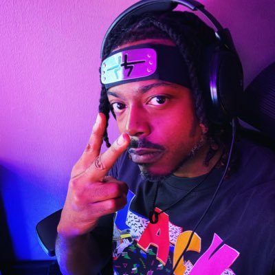 When you want to be at the top, everything and everybody else is food. Natural born gamer. I play fighting games, MMOs and shooters. #GoCavs #broncoscountry