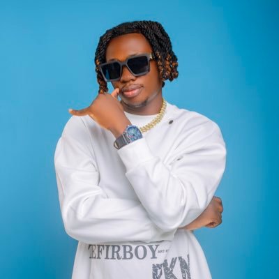 MacJombo's profile picture. Musician @ Afro pop singer /Hip life / High Life/ Hip pop🇬🇭💥 For Bookings contact~macjomboofficial@gmail.com/0209431377 🇬🇭