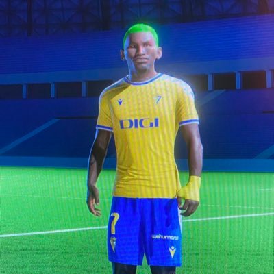 mamimolona_cp's profile picture. New gen🎮🇪🇸 ED/EI/LD/LI/MC y MCD busco equipo