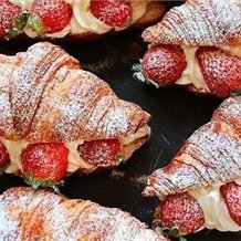 Mai876919427706's profile picture. お金を引き寄せる秘訣や副業情報など発信中。私自身お金に苦労したのでお金に困っている方を助けたいと思い、多少ですが現金給付企画を実施しております♫ なくなり次第終了▷ https://t.co/xK8aNNc8P3