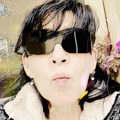 robyn90695219's profile picture. 