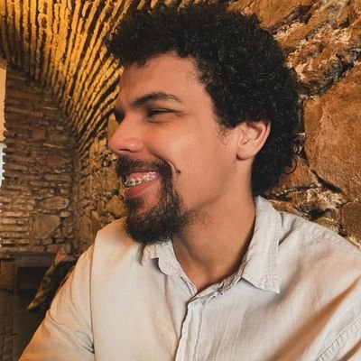 Tweets de tudo um pouco e de psicologia um muito. Por alguma razão ou por alguma loucura, o que é humano me interessa.