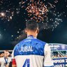 JoueBalle's profile picture. Un fan de livres, de géopolitique mais surtout, du grand AJA. 💙 sur Guy.