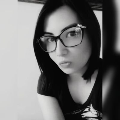 Made in 🇻🇪
Lcda en Enfermería👩🏼⚕️
Amante del Rock and Roll 🤘🏻