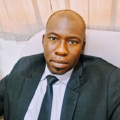 elucidaire1's profile picture. Separate things unambiguously 😎