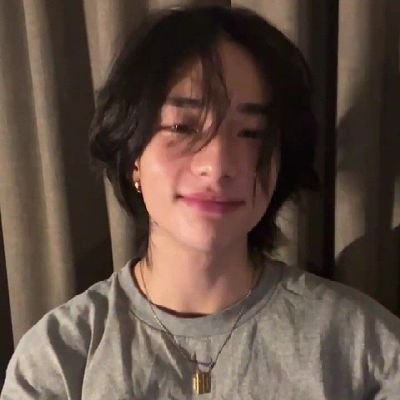 ela/dela she/her • 2001 • multifandom •
apesar de tudo, ainda é você!
Seja sempre gentil 💙🌻