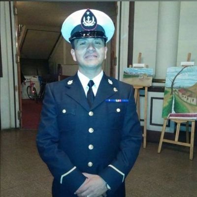 Suboficial en retiro FF. AA. MÚSICO y peluquero ,👪 se vienen novedades síganme...