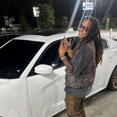 OhSoGoodLookin's profile picture. 