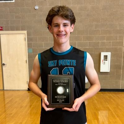 Class Of 2026 - OPP/OH - 6’1 175 Lbs - Somerset Sky Pointe HS - 3.9 GPA- Top Flight Volleyball - Email: Tylerthekings4@gmail.com