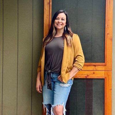 Your favorite month of the year ;)✌🏼Energy Influencer 👏🏼 Mental Health Advocate ♥️ Mom 🧸🏎 Sports fanatic ⚽️ 🏈 Tournament Director ⚾️ 🥎