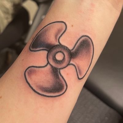 Logan10271's profile picture. 