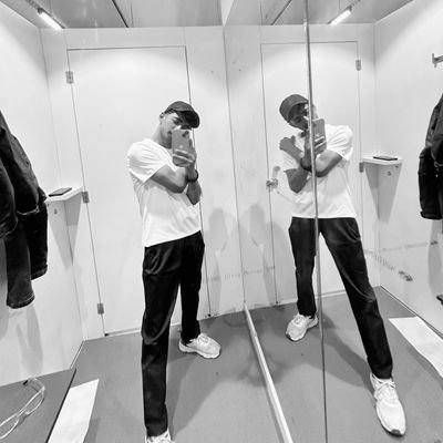 subhanshu_04's profile picture. Sarcasm at peak🥲