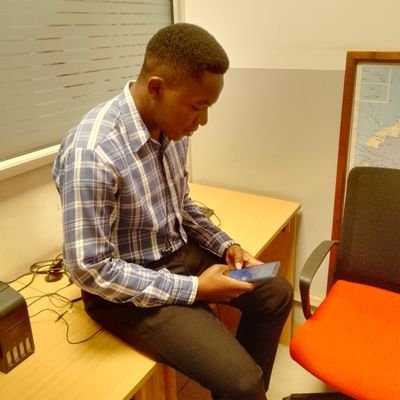 KajisoVince's profile picture. Computer Engineer|
COYB💙|
Hala Madrid🤍