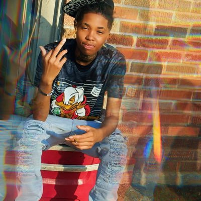 28^🎼🎤Solo. 👑 don’t fw messy mfs, keep it 💯^. introvert^ don’t do leeches🛑. 🏳️🌈