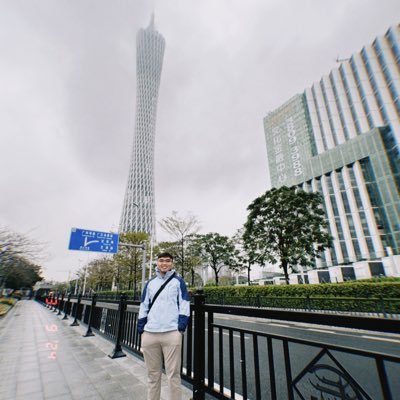 jnznpaul's profile picture. vivamus moriendum est